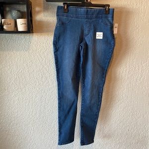 NWT Old Navy Super Skinny Mid-Rise Jeggings